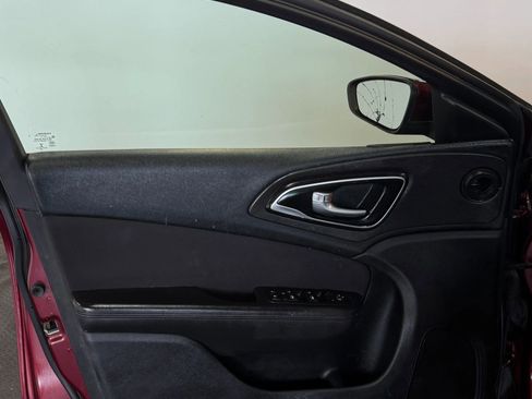 Used 2016 Chrysler 200 LX FWD image 12