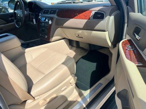 Used 2009 Chevrolet Tahoe LT image 18