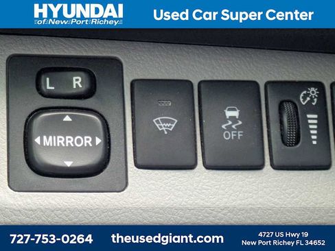 Used 2012 Toyota Highlander 4WD w/ Tech Pkg image 31
