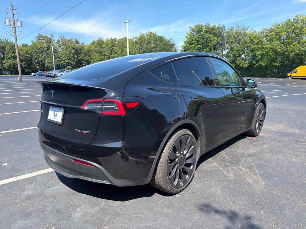 Used 2023 Tesla Model Y Performance AWD/4WD image 5