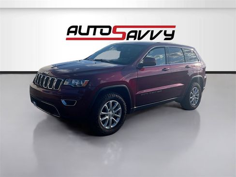 Used 2022 Jeep Grand Cherokee Laredo X image 3