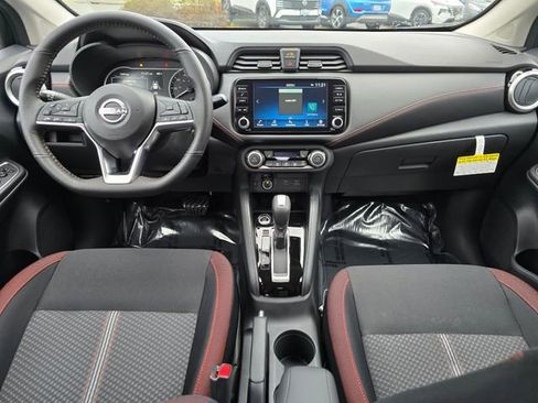 New 2025 Nissan Versa SR image 16