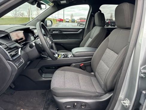 Certified 2025 GMC Acadia Elevation image 9