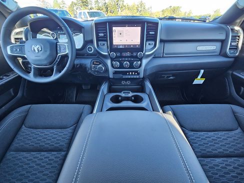 New 2025 RAM 1500 Big Horn image 9