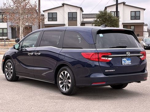 Certified 2023 Honda Odyssey EX-L image 4
