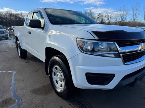 Used 2017 Chevrolet Colorado W/T image 12