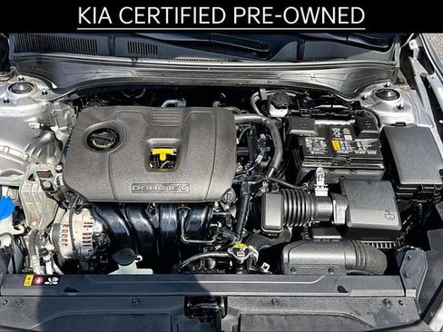 Used 2024 Kia Forte LXS w/ LXS Technology Package FWD image 9