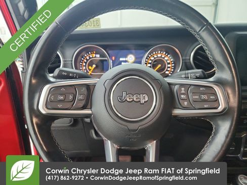 Certified 2020 Jeep Gladiator Overland AWD/4WD image 21