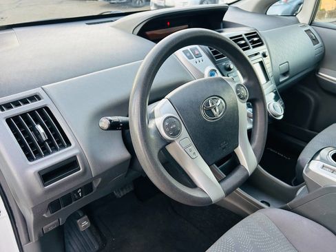 Used 2013 Toyota Prius V Two image 17