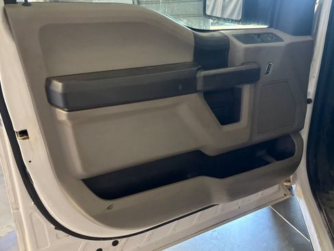 Used 2017 Ford F150 XL w/ Equipment Group 101A Mid RWD image 14
