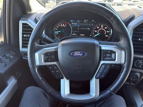 Used 2019 Ford F150 Lariat w/ Equipment Group 502A Luxury image 9