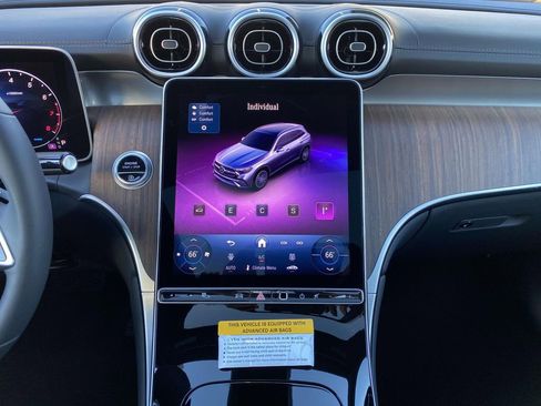 Certified 2025 Mercedes-Benz GLC 300 4MATIC image 25