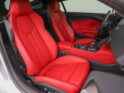 Used 2023 Audi R8 V10 performance RWD image 40
