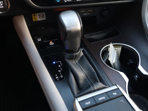 Certified 2022 Lexus RX 350 AWD w/ Premium Package image 28