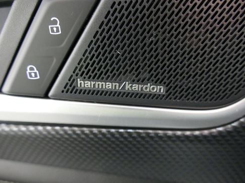 Used 2024 Volkswagen Atlas Cross Sport SEL Premium R-Line image 22