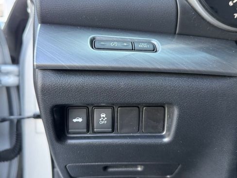 Used 2017 Nissan Maxima 3.5 SV FWD image 24