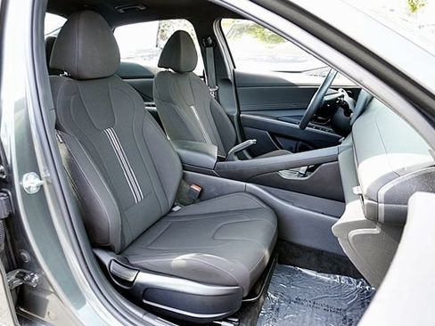 Used 2025 Hyundai Elantra Sport w/ Cargo Package FWD image 12