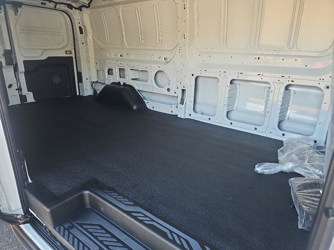 Used 2024 Ford E-Transit Low Roof RWD image 13