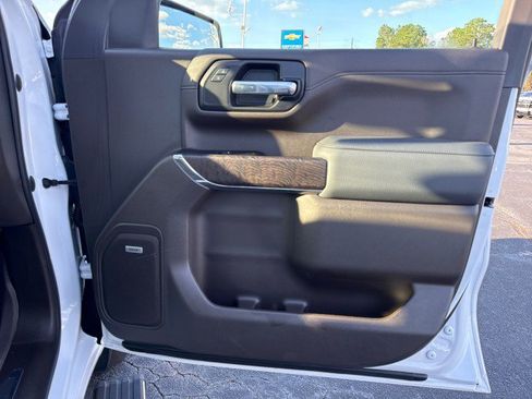 Used 2021 GMC Sierra 1500 Denali w/ Denali Premium Package image 13