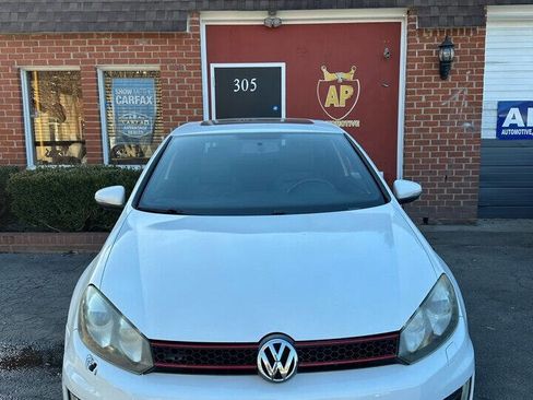 Used 2012 Volkswagen GTI 2-Door image 8