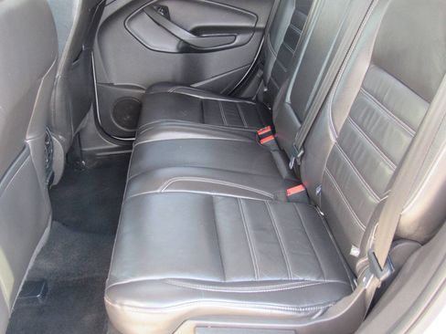 Used 2017 Ford Escape Titanium FWD image 33