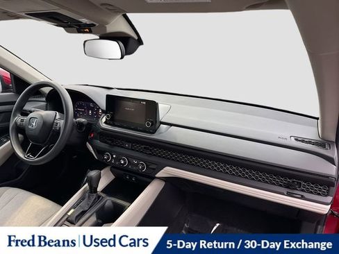 Used 2025 Honda Accord LX image 26