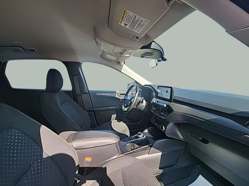 Certified 2024 Ford Escape Active AWD/4WD image 19