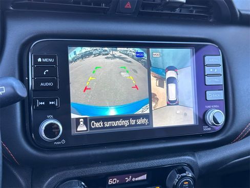 Used 2023 Nissan Kicks SR image 28