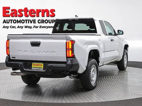Used 2025 Toyota Tacoma SR RWD image 5