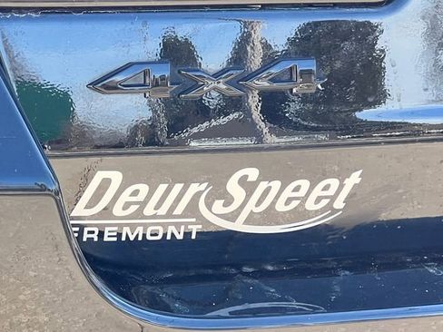 Used 2025 Jeep Grand Cherokee Limited w/ Luxury Tech Group II image 2