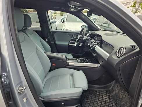 Used 2026 Mercedes-Benz GLB 250 image 10