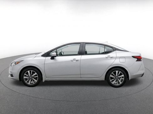 Used 2025 Nissan Versa SV FWD image 4