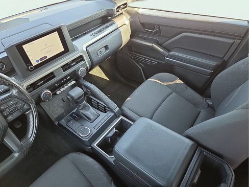 Used 2024 Toyota Tacoma SR5 RWD image 12