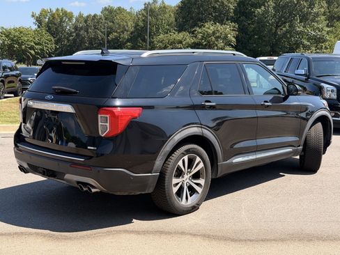 Used 2020 Ford Explorer Platinum w/ Premium Technology Package AWD/4WD image 12