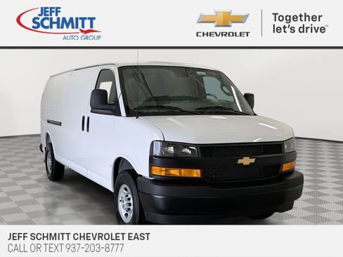 New 2026 Chevrolet Express 3500 Extended w/ Driver Convenience Package RWD image 1