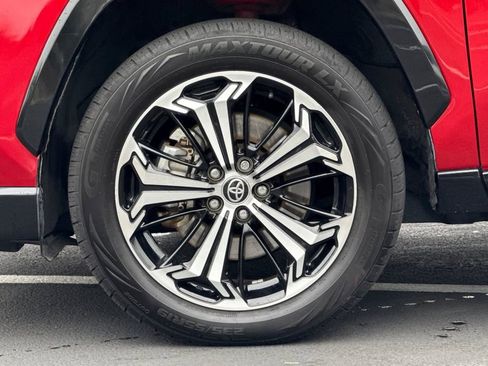 Used 2024 Toyota RAV4 XSE image 15