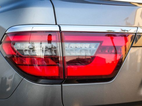 Used 2024 Nissan Armada Platinum w/ Captain's Chairs Package image 9