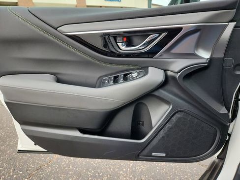 Certified 2025 Subaru Outback Onyx Edition image 17