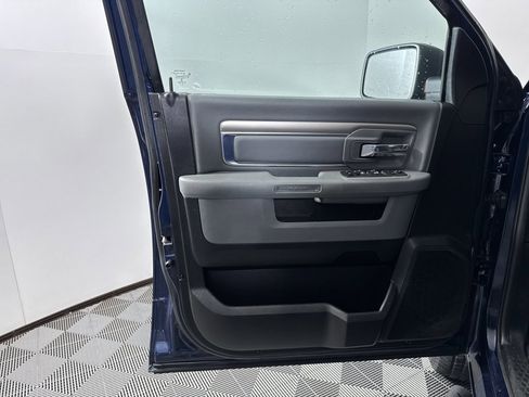 Used 2020 RAM 1500 Warlock AWD/4WD image 28