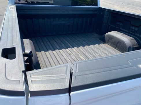 Certified 2024 GMC Sierra 1500 AT4 w/ AT4 Premium Package AWD/4WD image 20