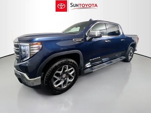 Used 2023 GMC Sierra 1500 SLT w/ SLT Premium Package image 9