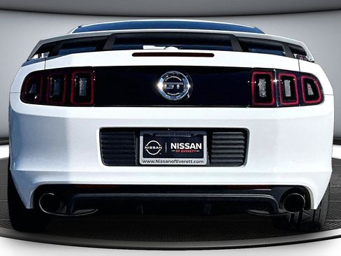 Used 2014 Ford Mustang GT Premium w/ Electronics Package RWD image 5