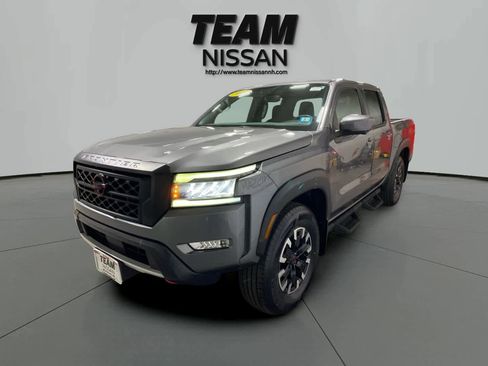 Used 2022 Nissan Frontier PRO-4X image 3