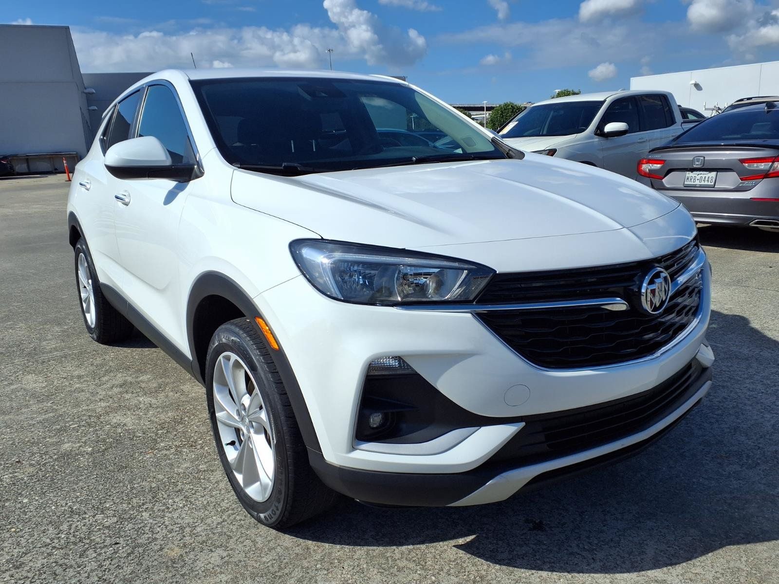 Used 2023 Buick Encore GX Preferred w/ Cold Weather Comfort Package AWD/4WD image 2