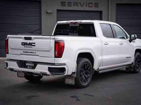 Used 2021 GMC Sierra 1500 Denali w/ Denali Ultimate Package AWD/4WD image 8