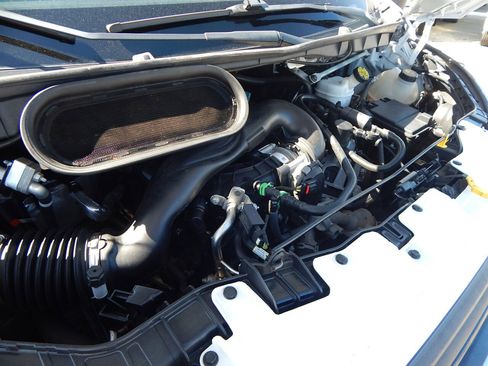 Used 2020 Ford Transit 250 Medium Roof w/ Load Area Protection Package image 28