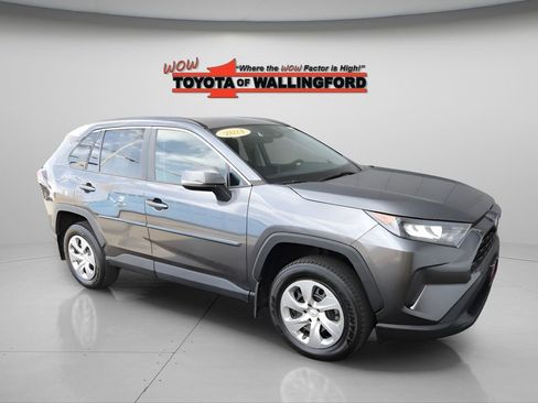 Used 2021 Toyota RAV4 LE image 14