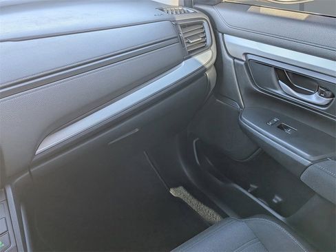 Used 2022 Honda CR-V Special Edition image 16
