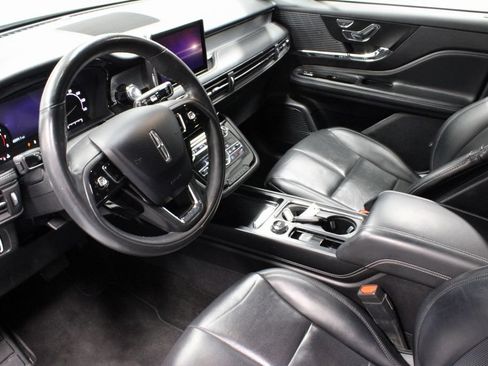 Used 2021 Lincoln Corsair AWD w/ Equipment Group 101A image 23