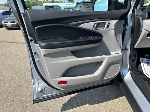 Used 2019 Honda Pilot EX-L image 19